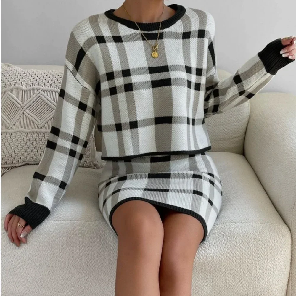 plaid print knit sweater and skirt - Picture 2 of 6